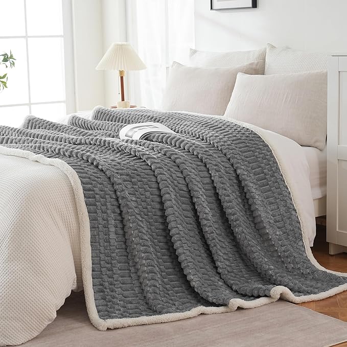 Sherpa Throw Blanket for Couch Flannel Cozy Soft Thick Blanket Warm Twin Blanket for Bed Fleece Home Decor Gifts, Z01 - Gray, 60"*80"