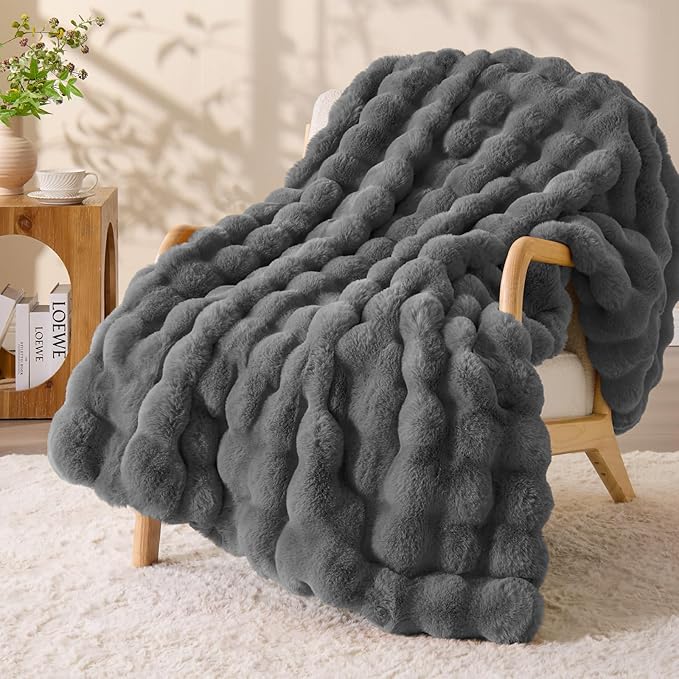 BEDELITE Faux Fur Throw Blanket, Soft Cozy Plush Dark Grey Bubble Blanket for Couch Sofa Bedroom Living Room Decor - 870GSM Thick Warm Fuzzy Fluffy Faux Rabbit Fur Blanket, 60x80 Inches