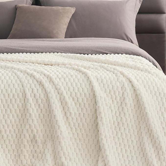 Super Soft Fleece Twin Blanket 50x70 Inches for Couch, Premium Silky with 3D Imitation Turtle Shell Jacquard Decorative Blankets, Lightweight and Cozy for Sofa.Ivory