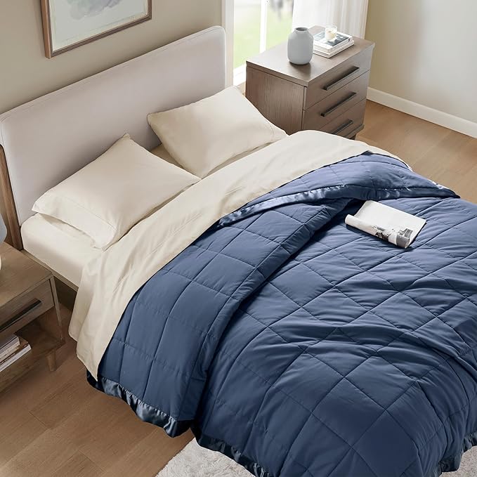 Madison Park Windom Down Alternative Blanket, Premium 3M Scotchgard Moisture Wicking Treatment, Lightweight and Soft Bed Cover For All Season, Satin Trim, Navy King