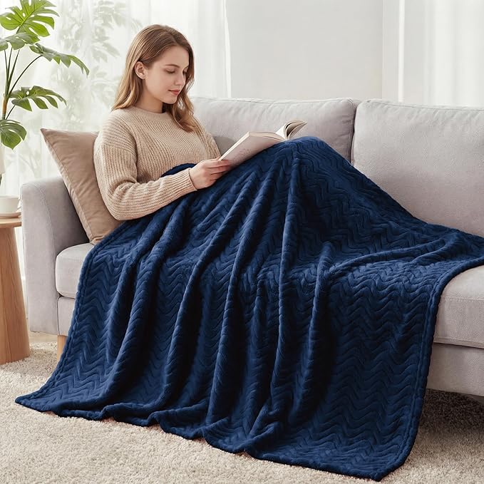 Exclusivo Mezcla Soft Fleece Blanket King Size, Cozy Lightweight Blankets with Decorative Wave Textured Suitable for All Season Use, Navy Blue, 90x104 Inches
