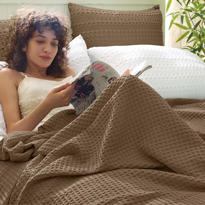 PHF Ultra Soft Waffle Weave Blanket King Size（104"x 90"）- Washed Lightweight Breathable Cozy Woven Blanket for Bed - Aesthetic Decor for Couch Bedding Sofa Home Car - Mocha
