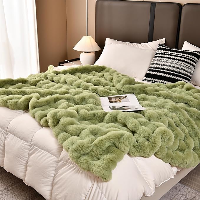 H&D Faux Fur Throw Blanket for Couch,Fluffy Cozy Soft Plush Luxury Thick Fuzzy Fleece Blanket for Couch Bed Sofa Bedroom Living Room,Comfy Bubble Blanket(Sage Green, Throw (50" x 60"))