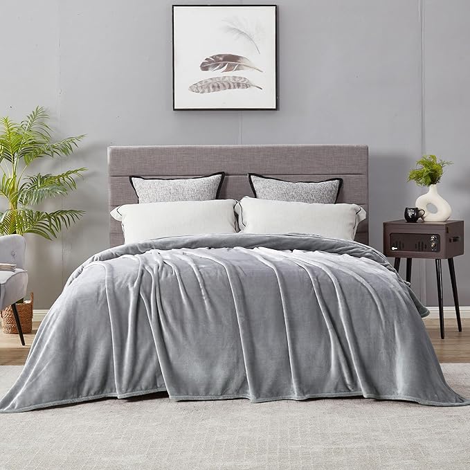 DREAMNINE Extra Large Soft Comfy Fluffy Fleece Bed Blanket Queen Size 90" x 90", Luxury Decorative Fuzzy Blanket for Women Girl, Big Cozy Gray Shaggy Warm Flannel Blankets for Winter Autumn Pets, Grey