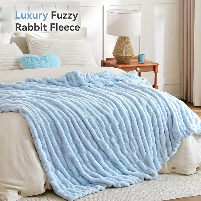 Smoofy Light Blue Throw Blanket for Couch – Ultra Soft Cozy Plush Fluffy Blanket with Faux Rabbit Fur, Fuzzy Lightweight Fleece for Sofa, Bed & Office, Gift for Women, Home Room Decor Throw 60"x 80"
