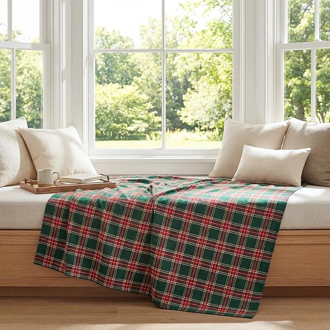 Horaldaily Dark Green Red Farmhouse Plaid Spring Decorative Blanket Throw, Christmas Rustic Soft Lightweight Blanket for Couch Sofa Bed Lounging Decoration, Ideal Gifts for Kids Adults Self, 50x60