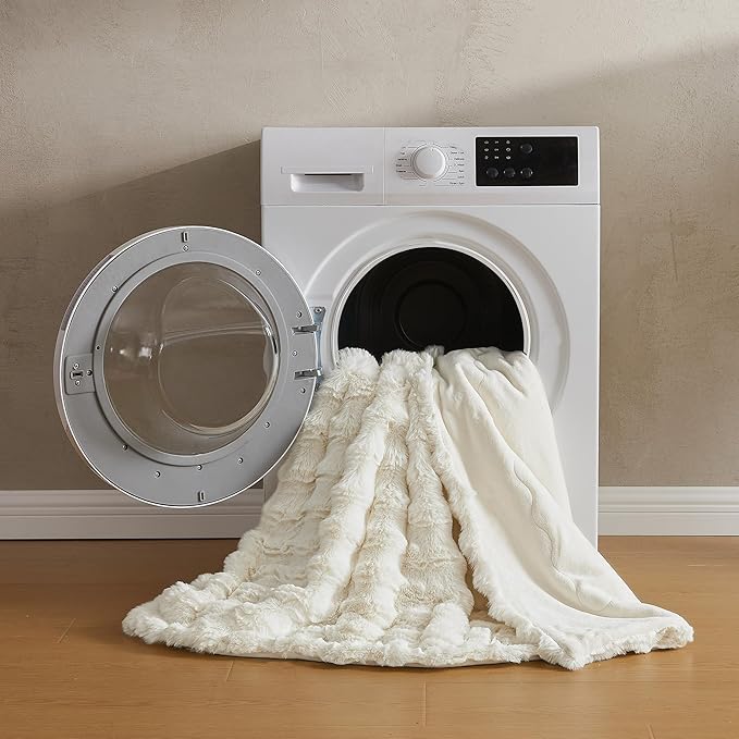JELLYMONI Faux Fur Throw Blanket, White Throw Blanket for Couch, Fuzzy Cozy Plush Bubble Bed Blanket, Thick and Warm Blanket, Queen (90" x 90")