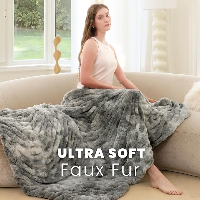 Ultra Soft Faux Rabbit Fur Throw Blanket, Cozy Fuzzy Blanket for Couch Bed, Plush Warm Decor Gifts, Luxury Thick Fluffy Blanket for Women, 50x60 inches, Tie-Dyed in Gray