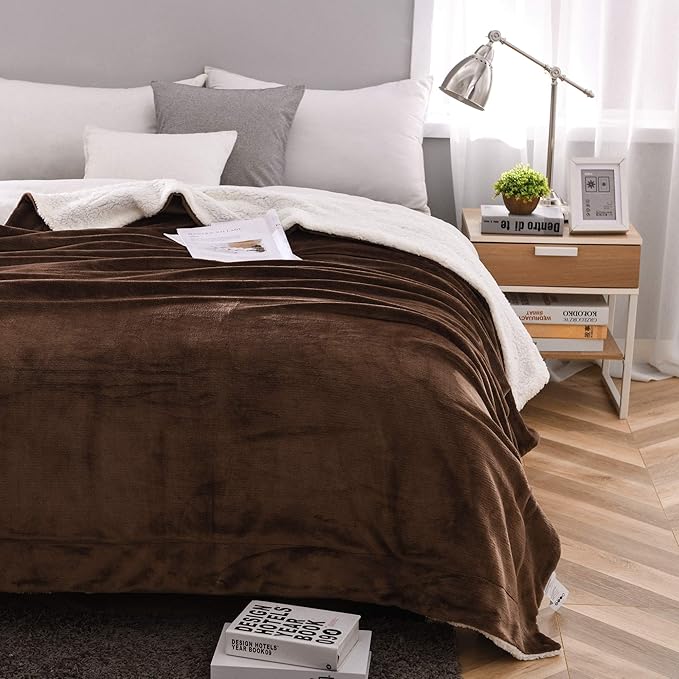 NANPIPER Sherpa Blanket Twin Thick Warm Throw for Winter Bed Super Soft Fuzzy Flannel Fleece/Wool Like Reversible Velvet Plush Blankets (Brown Twin Size 60"x80")