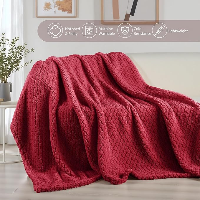 Exclusivo Mezcla Queen Size Fleece Blanket for Bed, Extra Soft Warm Decorative Fuzzy Blanket for Women, Lightweight Cozy Bedding Blankets, 90x90 Inches, Deep Red