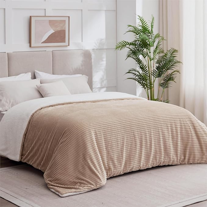Sherpa Blankets King Size - Fleece King Size Blanket for Bed, Soft and Warm Throw Blanket for Winter, 108" x 90", Khaki
