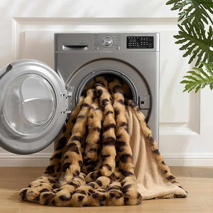 Cozy Bliss Cheetah Leopard Print Faux Fur Throw for Couch, Fuzzy Soft Plush Thick Bubble Blanket for Sofa Bedroom Living Room, 60x80 Inches Brown