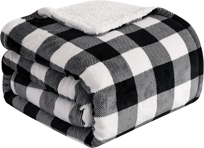 Elegant Comfort Ultra Soft Reversible Buffalo Plaid Flannel Sherpa Blanket - Cozy Silky Checkered Fleece Throw for Couch, Bed - Plush Fuzzy Warm Winter Blanket for Gift, Full, Black