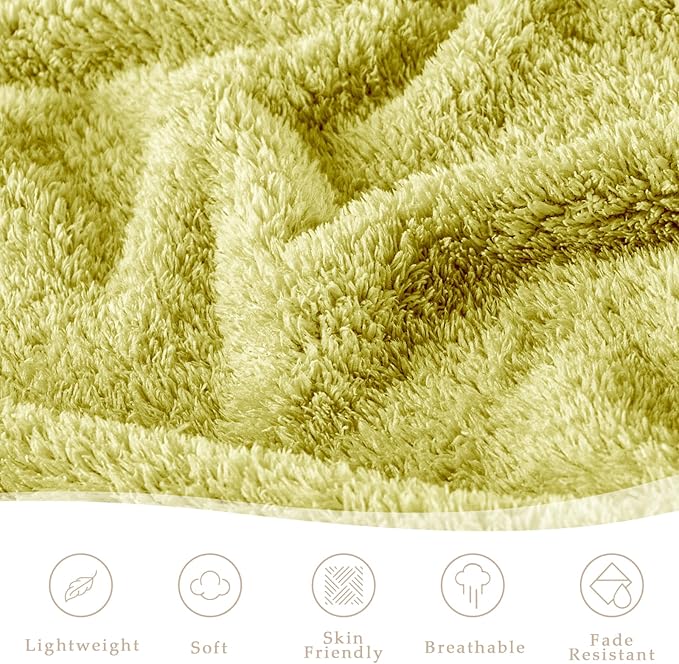 Exclusivo Mezcla Fleece King Size Bed Blanket, Ultra Soft, Lightweight and Fuzzy Light Green Blanket for Women, Home Decor, 90x104 Inches