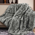 Touchat Luxury 1000GSM Faux Fur Throw Blanket, Super Heavy Thick Warm Cozy Blankets for Couch Bed Sofa, Plush Fuzzy Elegant Soft Reversible Mink Blanket for Living Room Bedroom, Twin Size, Grey&White
