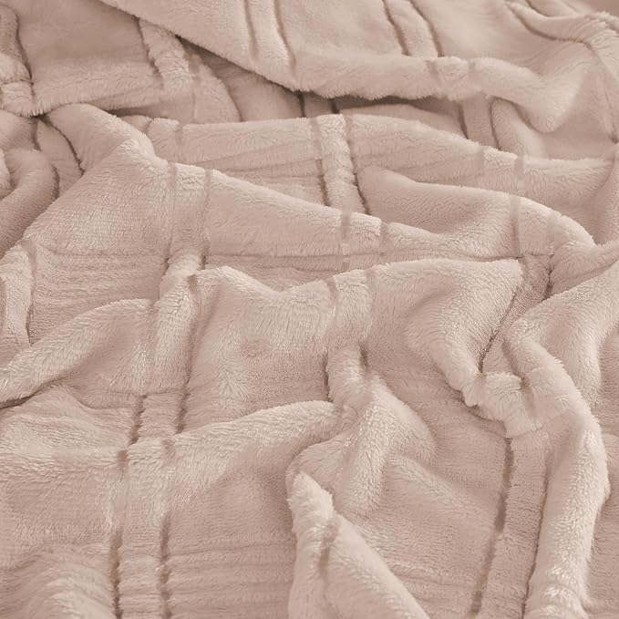 Super Soft Flannel Throw Blanket 50x60 Inches, Premium Checkered Jacquaed Silky Fleece Lightweight Bed Blanket All Season Use, Light Camel, 50"x60"