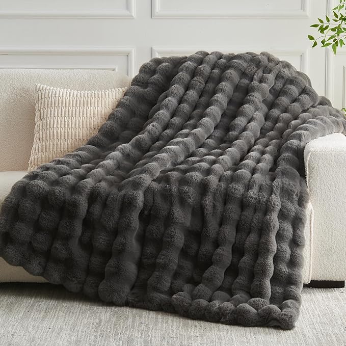 NEWCOSPLAY Faux Fur Throw Blanket Grey Luxury Fluffy Thick Warm Bubble Blanket for Couch Sofa Bed 1000GSM (Dark Grey Bubble Thick, Throw(50"x60"))