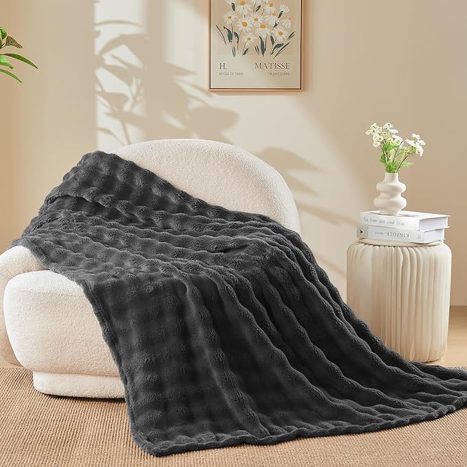 NEWCOSPLAY Throw Blanket for Couch Dark Grey Super Soft Flannel Fleece 3D Bubble Lightweight Bed Blanket All Season Use (Dark Grey, Throw(50"x60"))
