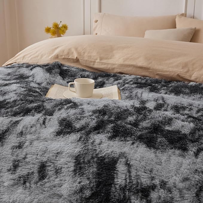 COOVA Ultra Soft Faux Fur Twin Blanket – Fuzzy Fluffy Cozy Microfiber Blankets, Warm Thick Plush Sherpa Fleece Throw Blanket for Couch,Bed,Sofa,Ideal Gift for Women.(Tie Dye Grey, 60"x80")