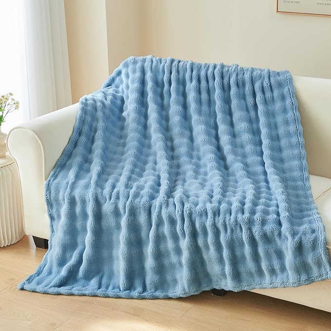 NEWCOSPLAY Throw Blanket for Couch Blue Super Soft Flannel Fleece 3D Bubble Lightweight Bed Blanket All Season Use (Blue, Throw(50"x60"))
