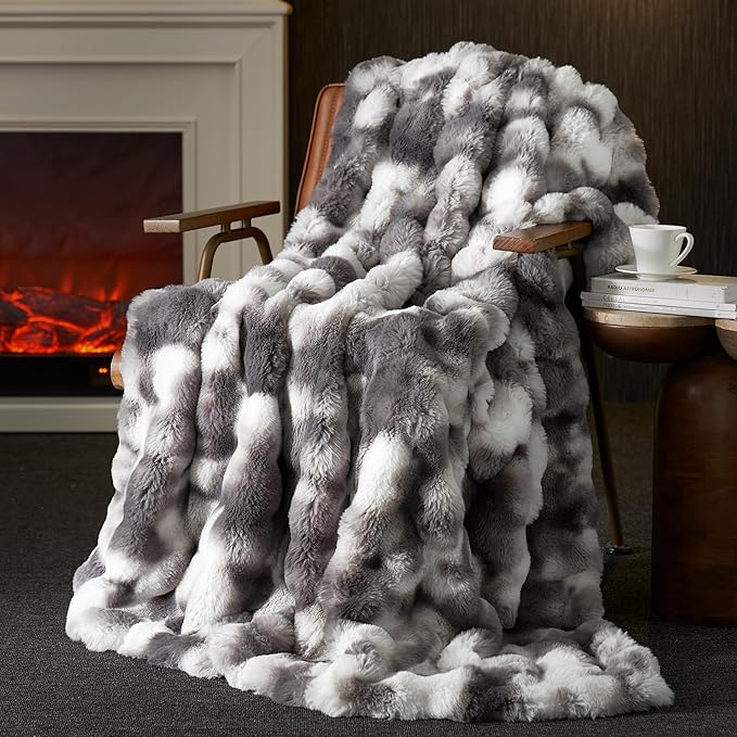 Amélie Home Faux Fur Throw Blanket for Couch, Ultra Soft Fuzzy Plush Bubble Throw for Sofa, Living Room & Home Decor, 50"x60", Tie-dye Grey