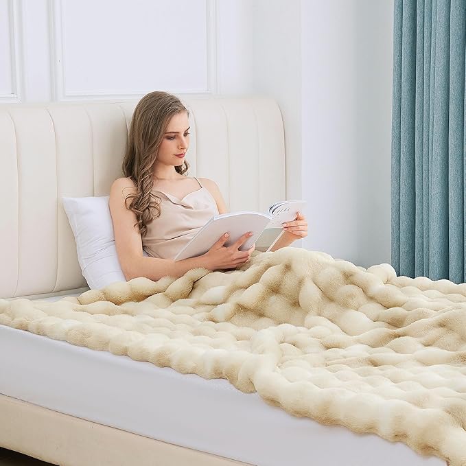 Light Tie-dye Yellow Twin Fuzzy Ultra Soft Bed Comfy Blanket 60x80 Cozy Faux Fur Throw Blanket for Living Room Thick Fluffy Furry Blanket Home Gifts 860 GSM