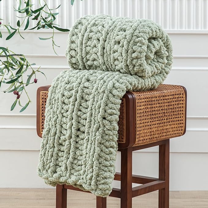 WESHIONGOO Chunky Knit Blanket Throw 40"×60" Knitted Throw Blankets for Couch Bed Fluffy Soft Blanket with Jumbo Chenille Yarn Thick 100% Handmade(Sage Green, Medium Size Throw)