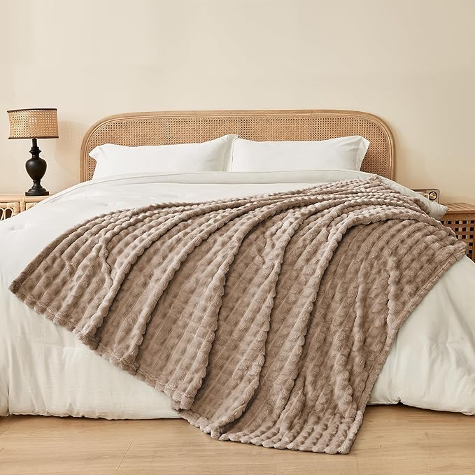 FY FIBER HOUSE Throw Blanket for Couch Soft Warm Fuzzy Blankets for Sofa All Season Use, 50x60 Inches, Camel