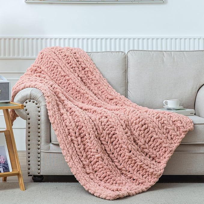 WESHIONGOO Chunky Knit Blanket Throw 40"×60" Knitted Throw Blankets for Couch Bed Fluffy Soft Blanket with Jumbo Chenille Yarn Thick 100% Handmade(Pink, Medium Size Throw)