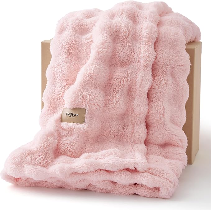Bedsure 3D Fleece Bubble Blanket for Couch - GentleSoft Pink Twin Blanket for Sofa Bed Room Decor - Luxury Soft Cozy Gifts for Grilfriend, Lightweight, All Seasons, Pink, 60"×80"