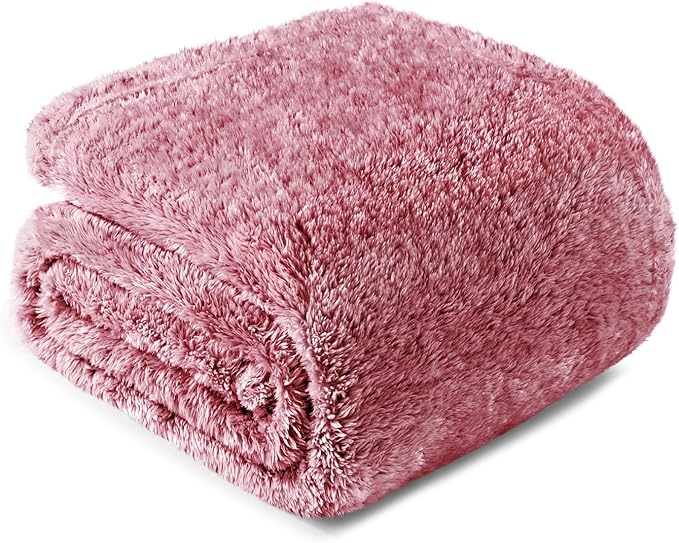 Exclusivo Mezcla Plush Fuzzy Fleece Bed Blanket King Size, Super Soft, Fluffy and Warm Blankets for Couch, Bed, All Season (Mixed Deep Red, 90x104 inches)
