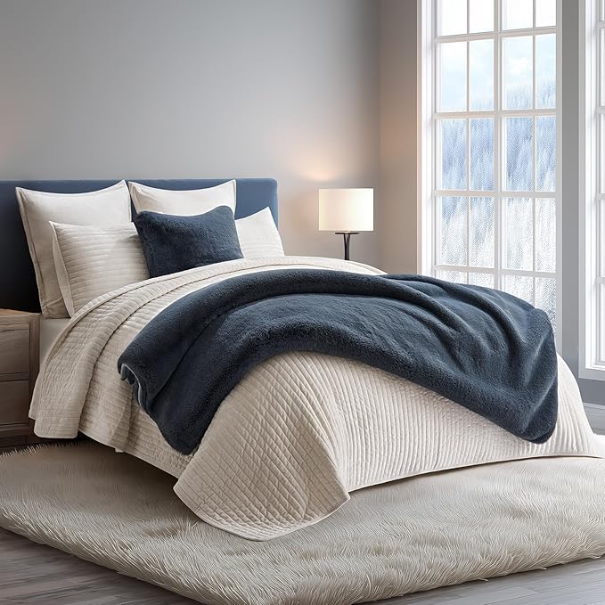 EVERGRACEHOME Luxury Soft Faux Chinchilla Fur Throw Blanket for Couch, Warm Thick Heavy Winter Throw Blanket 1220GSM for Bed, Fluffy Cozy Mink Blanket with Reversible Velvet, Stormy Blue Mink, 60"x80"