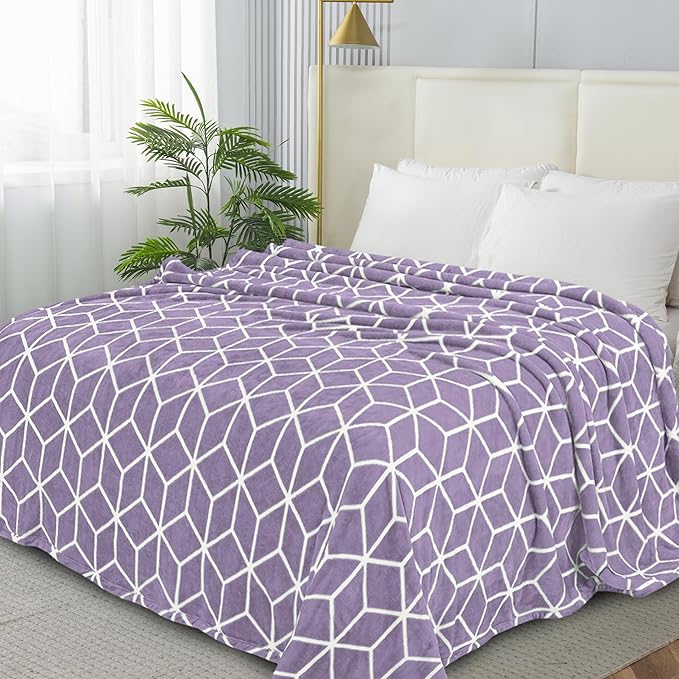 Elegant Comfort Luxury Velvety-Soft Coral Flannel Blanket Micro-Velour Ultra-Softness Fuzzy Plush, King/California King, Lavender