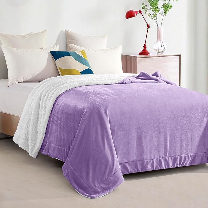 Elegant Comfort Ultra Soft Reversible Flannel Sherpa Blanket - Cozy Silky Fleece Throw for Couch, Bed - Plush Fuzzy Warm Winter Blanket for Gift, Full, Lilac