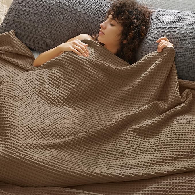 PHF Ultra Soft Waffle Weave Blanket Twin Size 66"x 90"- Washed Lightweight Breathable Cozy Woven Blanket for Bed - Aesthetic Decor for Couch Bedding Sofa Home Car - Mocha