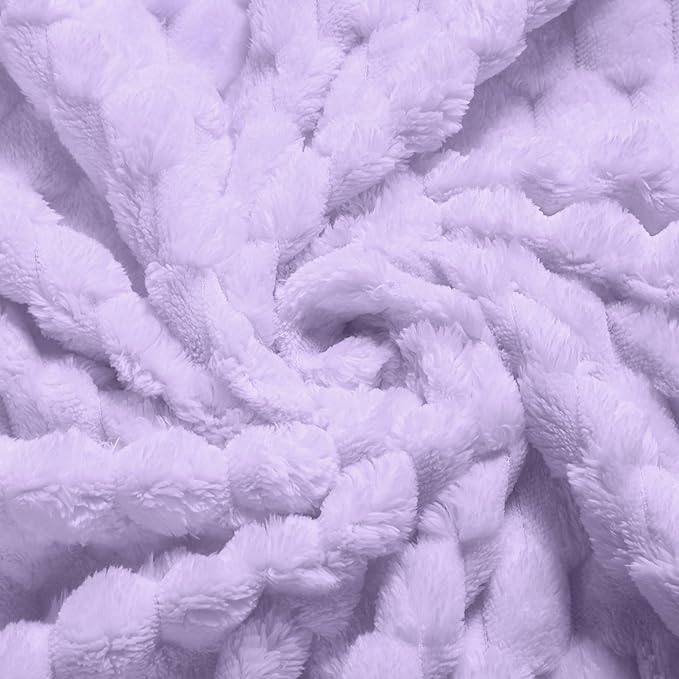 Vessia Flannel Fleece Throw Blanket(50x70 inch), 3D Jacquard Light Purple Fuzzy and Warm Blanket for Couch, Sofa, Bed, 300GSM Super Soft Touch Cozy Lightweight Lilac Throw for All-Season Home Decor