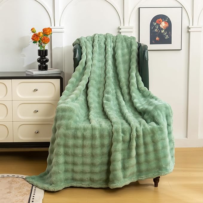 YUSOKI Luxury 3D Bubble Light Weighted Throw Blanket 1.8lb,All Ages,Home Decoration, (Sage Green,50 * 60inches)