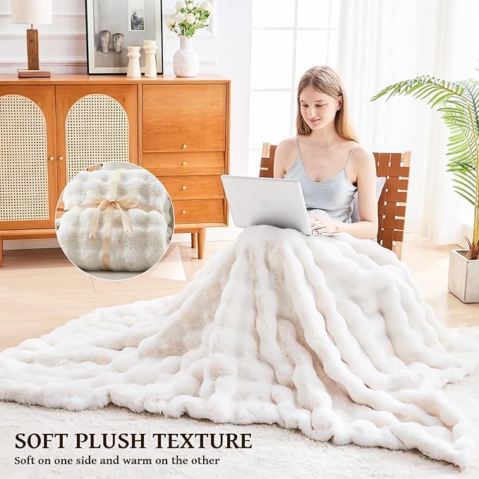 Faux Fur Twin Blanket for Couch, 1000 GSM Cozy Fuzzy Fluffy Soft Plush Thick Bubble Sherpa Blanket for Sofa Bedroom Living Room, Mothers Day Birthday Gifts for Women Home Decor
