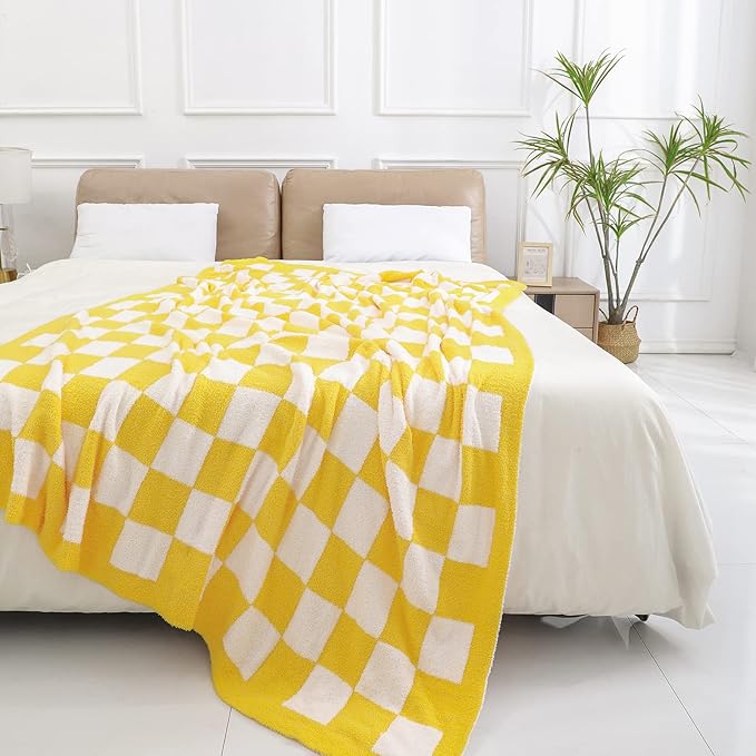 bearberry Fuzzy Checkerboard Grid Throw Blanket Soft Cozy Warm Microfiber All Season Blanket Decor for Couch Sofa Bed Travel Home (Yellow, 50''x60'')