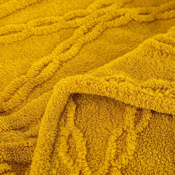 YUSOKI Twin XL Blanket Single Layer,Weight(3.1lb),370GMS-3D Stylish Design for Gift Home Decor (Mustard Yellow,65"x90")