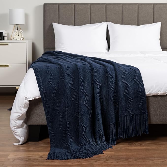 PAVILIA Navy Blue Knit Throw Blanket for Couch Bed, Soft Knitted Farmhouse Sofa Throw for Living Room, Lightweight Decorative Summer Throw Blanket for Chair, Outdoor Textured Boho Blanket, 50x60