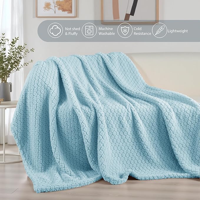 Exclusivo Mezcla King Size Fleece Blanket for Bed, Extra Soft Warm Decorative Fuzzy Blanket for Women, Lightweight Cozy Bedding Blankets, 90x104 Inches, Light Blue