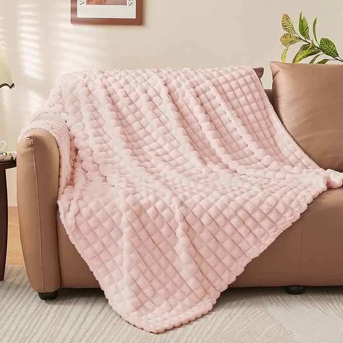 BEDELITE Updated Pink Throw Blanket for Couch and Bed- Super Soft and Warm 3D Checkered Fluffy Fuzzy Fleece Blanket, Luxurious Plush Cozy Blanket for Room Decor Spring, 50x60 inches