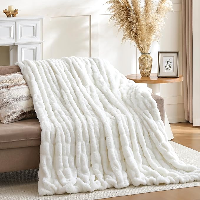 Smoofy Cream White Throw Blanket for Couch – Ultra Soft Cozy Plush Fluffy Blanket with Faux Rabbit Fur, Fuzzy Lightweight Fleece for Sofa, Bed & Office, Gift for Women, Home Room Decor Throw 50"x 60"