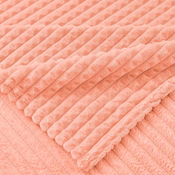 EMME Fleece Blanket Queen Size Luxury Flannel for Couch Bed Sofa Chair, Soft, Plush, Warm and Cozy Blanket with Geometric Grid Design (Pink, 80'' x 90'')
