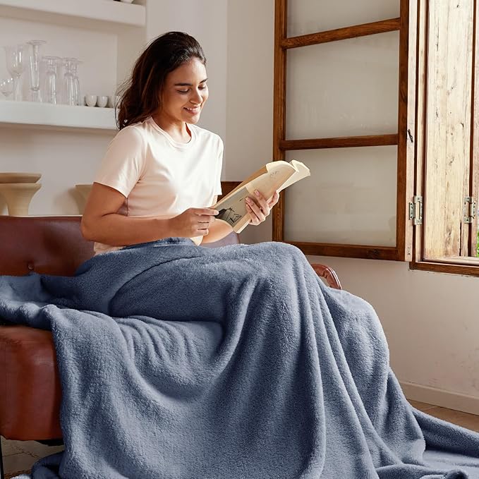 Exclusivo Mezcla Soft Fleece Throw Blanket for Couch, Super Soft Velvet Plush Fleece Blankets, Fuzzy Cozy and Warm for Winter, 50x60 Inches, Stone Blue