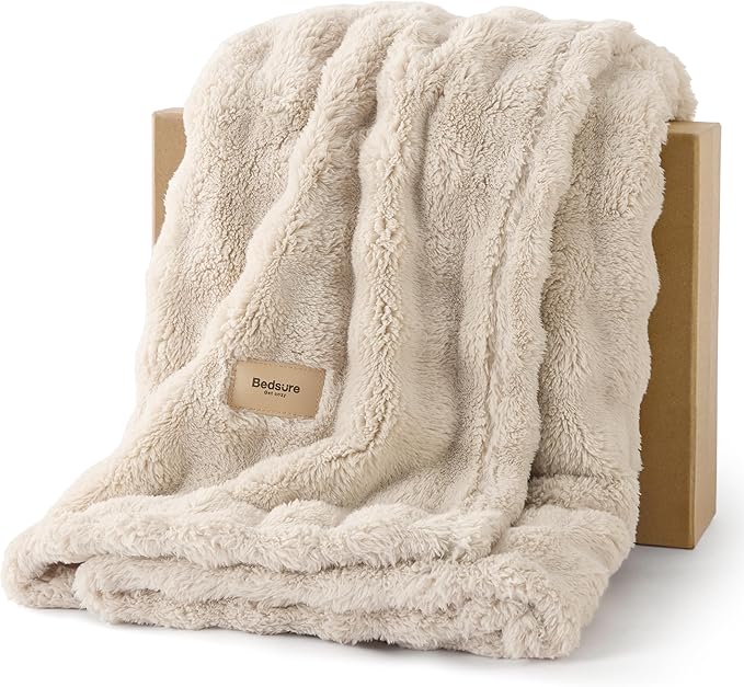 Bedsure 3D Fleece Bubble Blanket for Couch - GentleSoft Beige Throw Blanket for Sofa Bed Room Decor - Luxury Soft Cozy Gifts for Women, Lightweight, All Seasons, Beige, 50"×60"