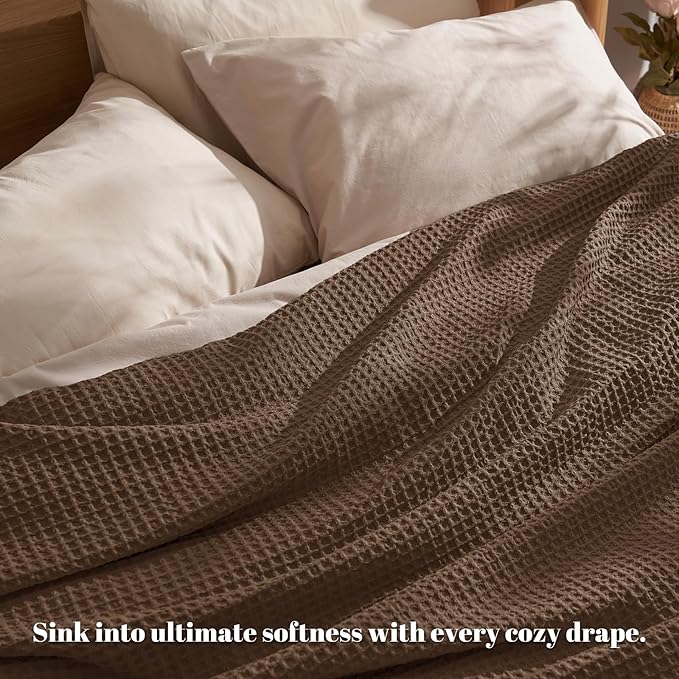 PHF Ultra Soft Waffle Weave Blanket Twin Size 66"x 90"- Washed Lightweight Breathable Cozy Woven Blanket for Bed - Aesthetic Decor for Couch Bedding Sofa Home Car - Chocolate