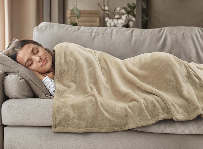 Utopia Bedding Camel Fleece Blanket Twin Size Lightweight Fuzzy Soft Anti-Static Microfiber Bed Blanket (60x80 Inch)