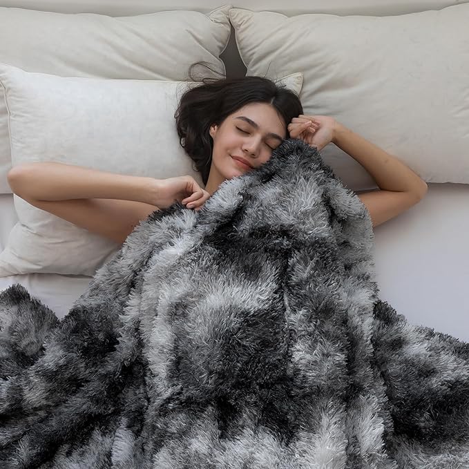 COOVA Ultra Soft Faux Fur Twin Blanket – Fuzzy Fluffy Cozy Microfiber Blankets, Warm Thick Plush Sherpa Fleece Throw Blanket for Couch,Bed,Sofa,Ideal Gift for Women.(Tie Dye Grey, 60"x80")